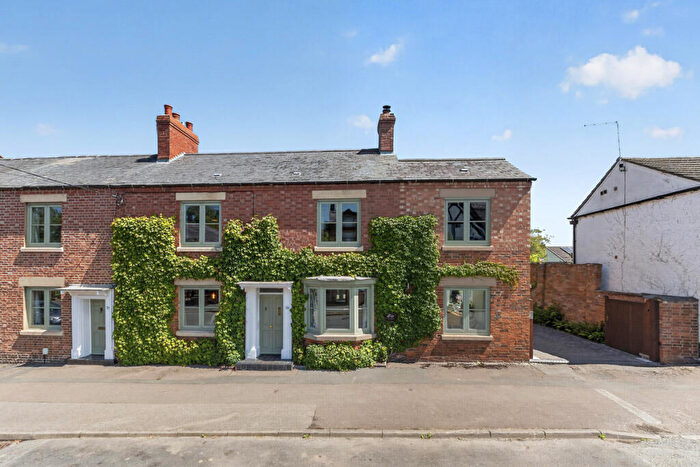 5 Bedroom Country House For Sale In High Street, Yelvertoft, Northamptonshire, NN6