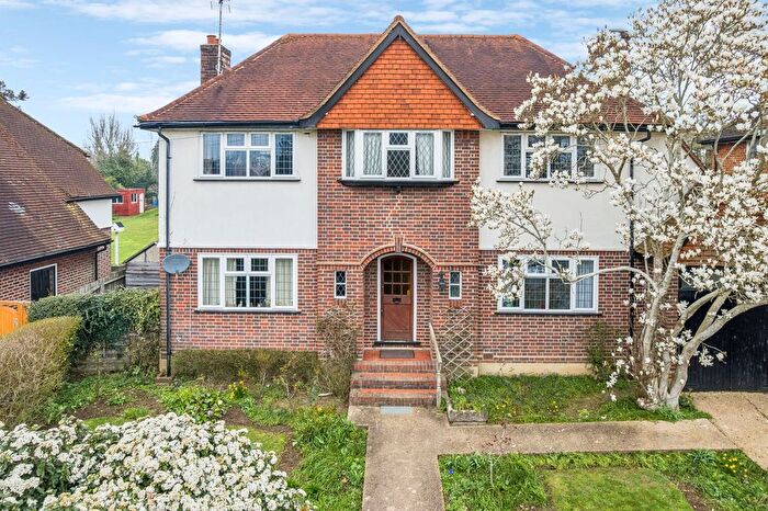 4 Bedroom Detached House For Sale In Batchworth Lane, Northwood, HA6