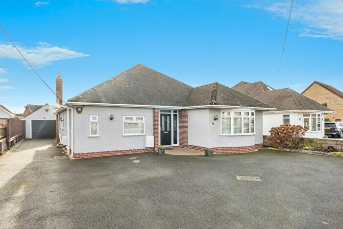 4 Bedroom Detached House For Sale In New Bristol Road, Weston-super-Mare, Somerset, BS22