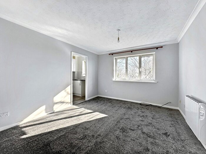 1 Bedroom Flat To Rent In Churchill Close, Dartford, DA1