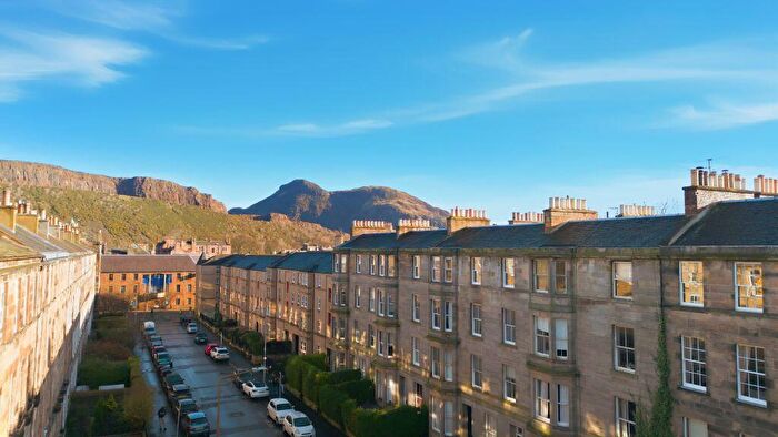3 Bedroom Flat For Sale In Rankeillor Street, Edinburgh, EH8