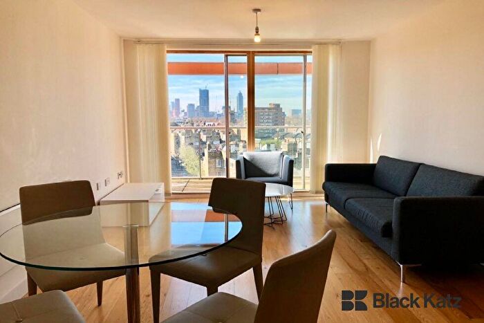 1 Bedroom Flat To Rent In O Central, Crampton Street, Elephant And Castle, SE17