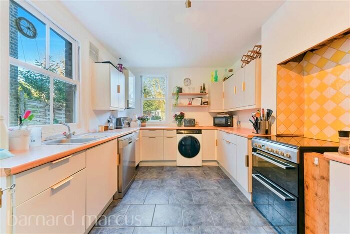3 Bedroom Property To Rent In Cromwell Road, Feltham, TW13