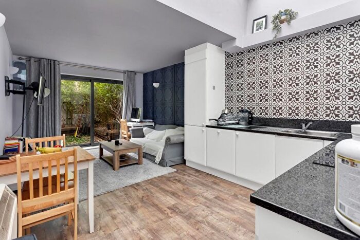 2 Bedroom Terraced House For Sale In Hurlock Street London, N5