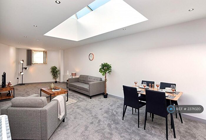 2 Bedroom Flat To Rent In Danum House, Doncaster, DN1