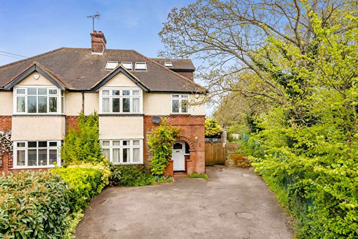 4 Bedroom Semi Detached House To Rent In Church Road, Earley, Reading, Berkshire, RG6