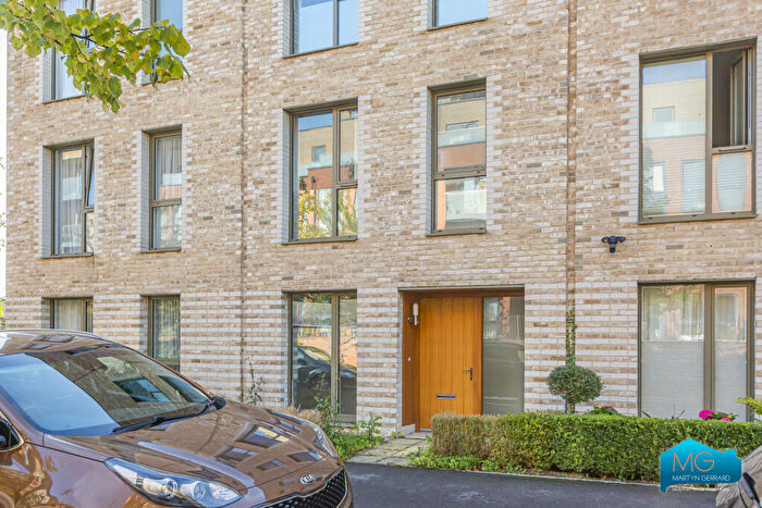 4 Bedroom Terraced House To Rent In Lacey Drive, Edgware, London, HA8