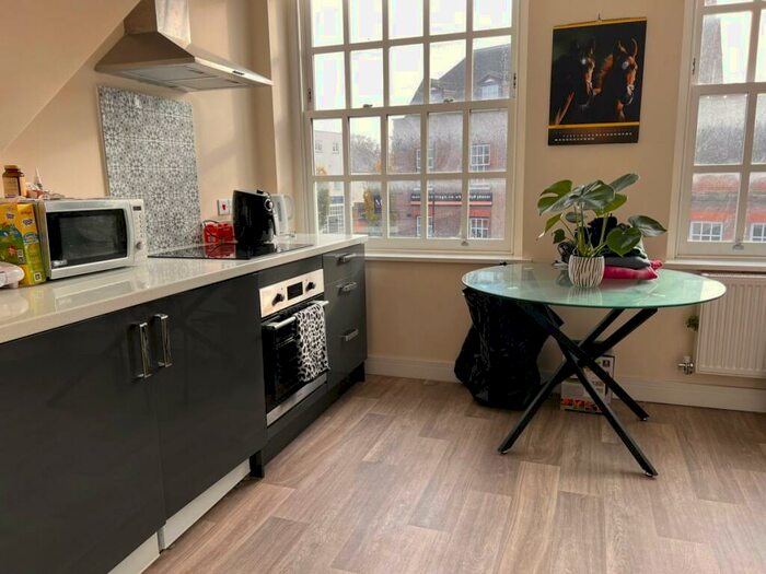 1 Bedroom Flat To Rent In The Grosvenor, Newmarket, CB8