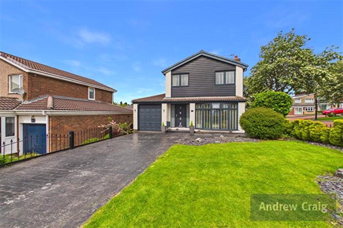 3 Bedroom Detached House For Sale In Glenluce, Birtley, DH3