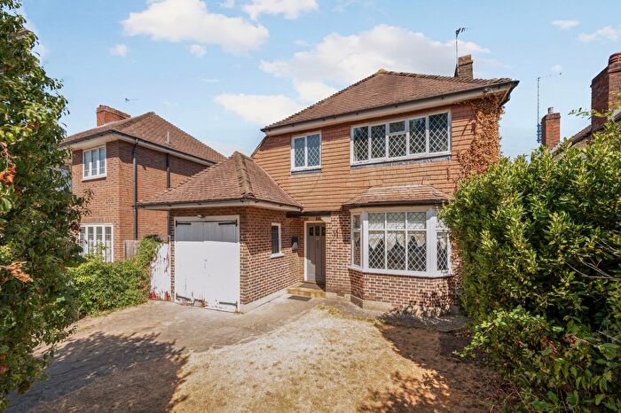 4 Bedroom Detached House To Rent In Denleigh Gardens, Thames Ditton, Surrey, KT7