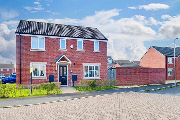 3 Bedroom Detached House For Sale In Kingfisher Road, Burton Joyce, NG14