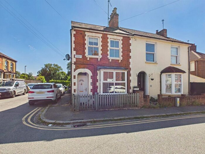 2 Bedroom Semi Detached House For Sale In Ardenham Street, Aylesbury, Buckinghamshire, HP19