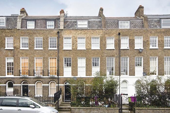 1 Bedroom Flat To Rent In Hackney Road, London, E2