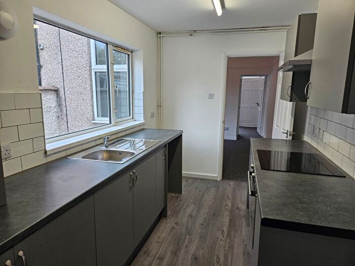 3 Bedroom Terraced House To Rent In Stanley Street, Grimsby, North Lincolnshire, DN32