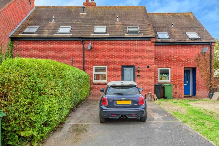 2 Bedroom Terraced House For Sale In Didcot, Oxfordshire, OX11