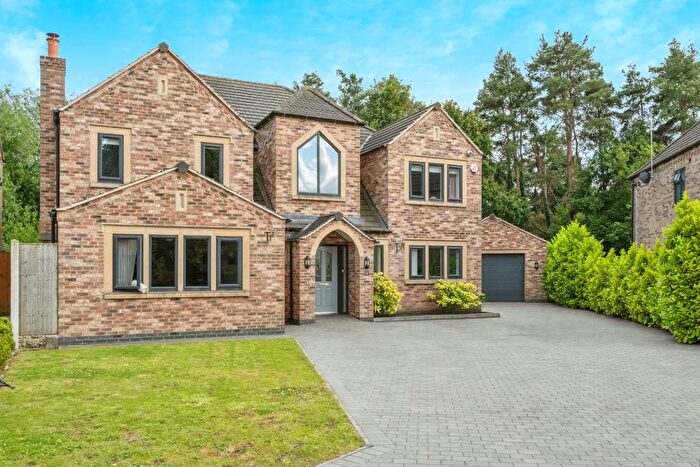5 Bedroom Detached House For Sale In Abbeyfield Court, Hatfield, Doncaster, DN7
