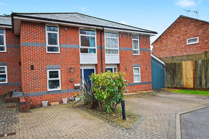 3 Bedroom Terraced House For Sale In Bridge Court, River Lane, Wrecclesham, GU10