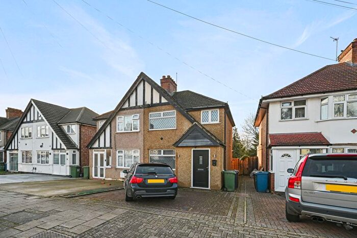 3 Bedroom Semi Detached House For Sale In Belsize Road, Harrow Weald, HA3