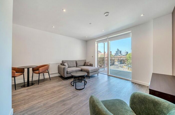 1 Bedroom Flat To Rent In Dawes Street, London, SE17