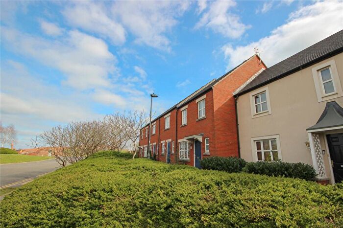 3 Bedroom End Of Terrace House To Rent In Star Avenue, Stoke Gifford, Bristol, South Gloucestershire, BS34