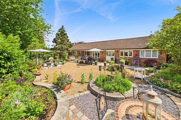 4 Bedroom Detached Bungalow For Sale In Redenhall, Harleston, IP20