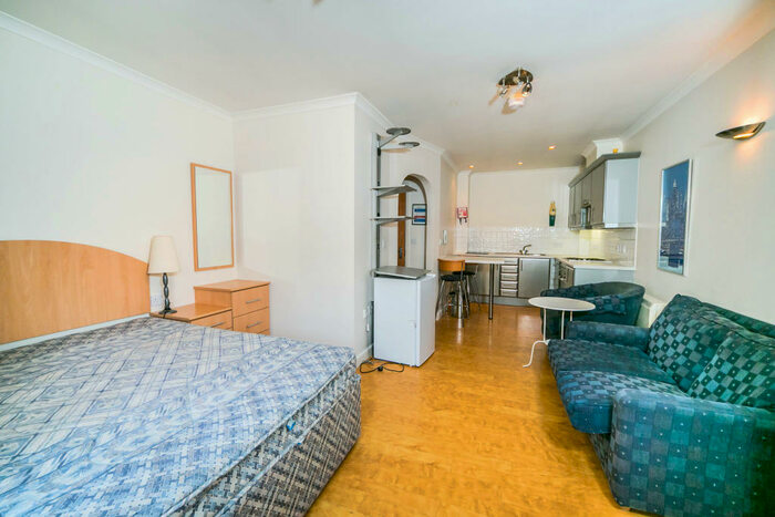 Studio To Rent In Abbey Hall, Abbey Square, RG1