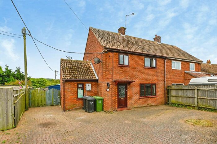 3 Bedroom Semi-Detached House For Sale In Jarvie Close, Sedgeford, Hunstanton, Norfolk, PE36