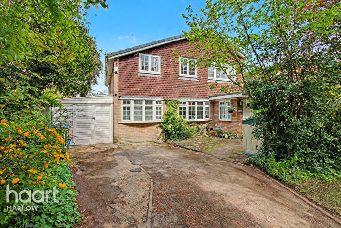4 Bedroom Detached House For Sale In High Street, Harlow, CM19