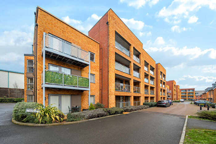 2 Bedroom Apartment For Sale In Discovery Drive, Swanley, Kent, BR8