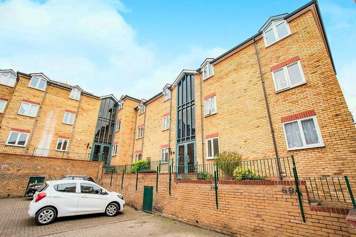 1 Bedroom Flat To Rent In The Maltings, Clifton Road, Gravesend, Kent, DA11