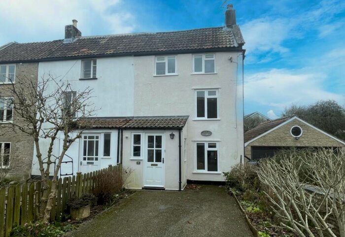 3 Bedroom End Of Terrace House To Rent In Lower Street, BA11