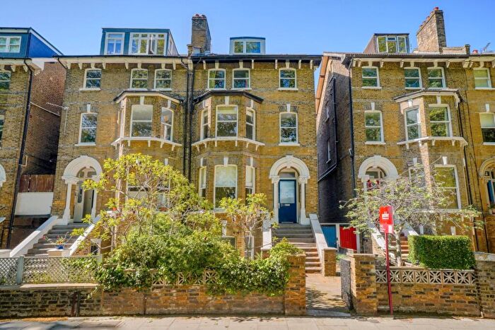 2 Bedroom Apartment For Sale In East Dulwich Road, East Dulwich, London, SE22