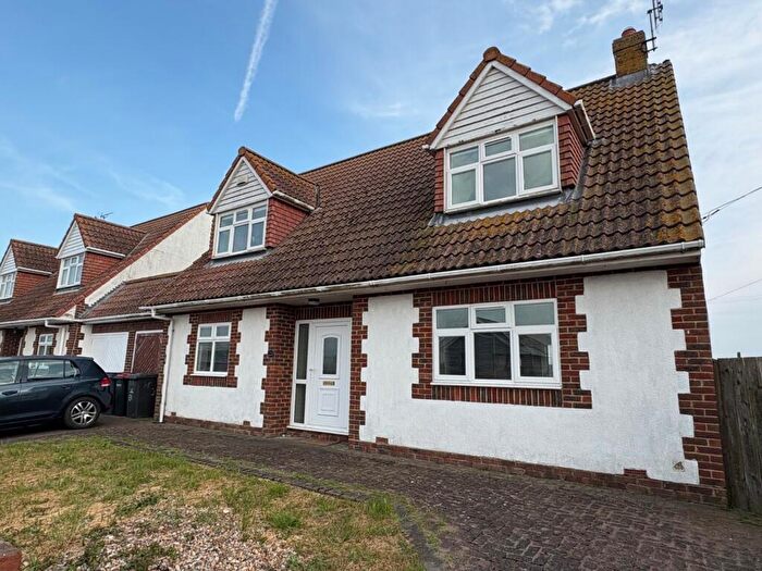 3 Bedroom Semi-Detached House For Sale In Faversham Road, Whitstable, CT5