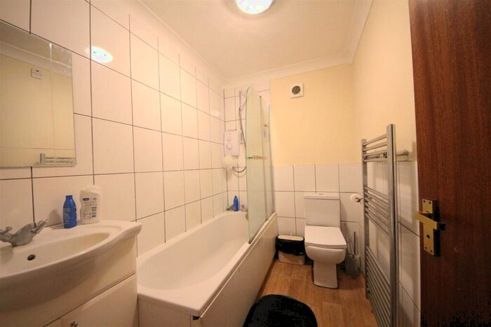 1 Bedroom Flat For Sale In Speedwell Close, Cherry Hinton, Cambridge, CB1