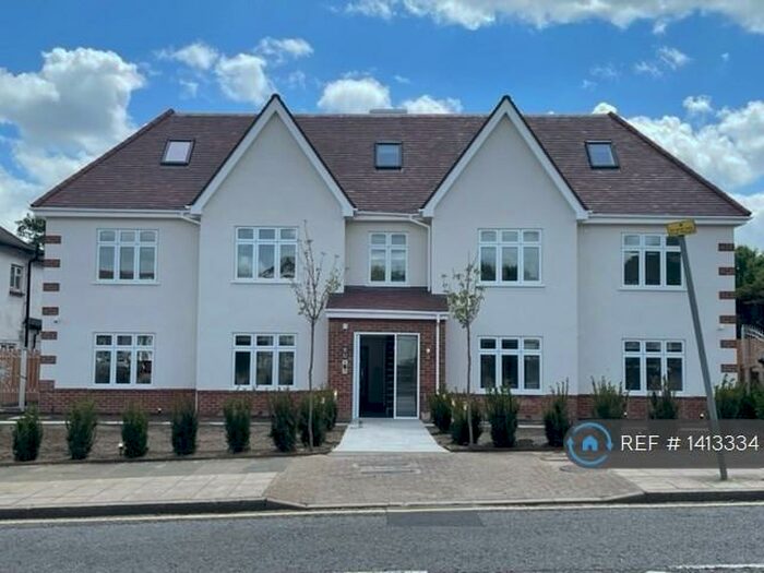 2 Bedroom Flat To Rent In Tudor Gardens, London, NW9