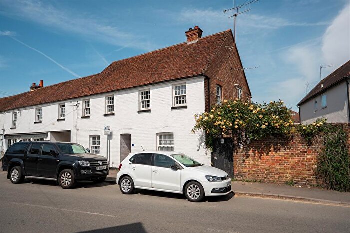 2 Bedroom Maisonette To Rent In The Green, West Drayton, UB7