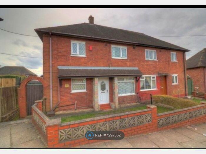3 Bedroom Semi-Detached House To Rent In Dawlish Drive, Stoke-On-Trent ST2