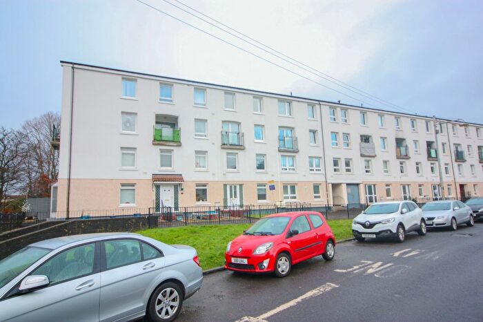 3 Bedroom Flat To Rent In Gorget Avenue, Knightswood, Glasgow, G13