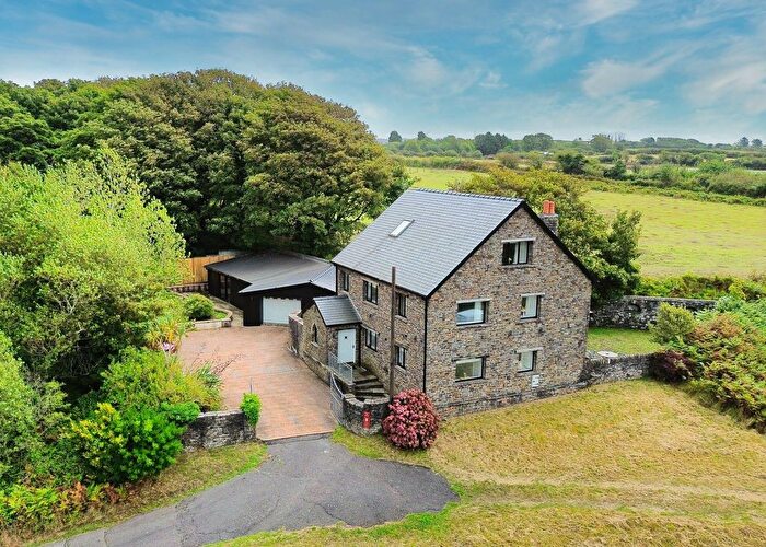 4 Bedroom Detached House For Sale In Ton Kenfig, Bridgend, CF33