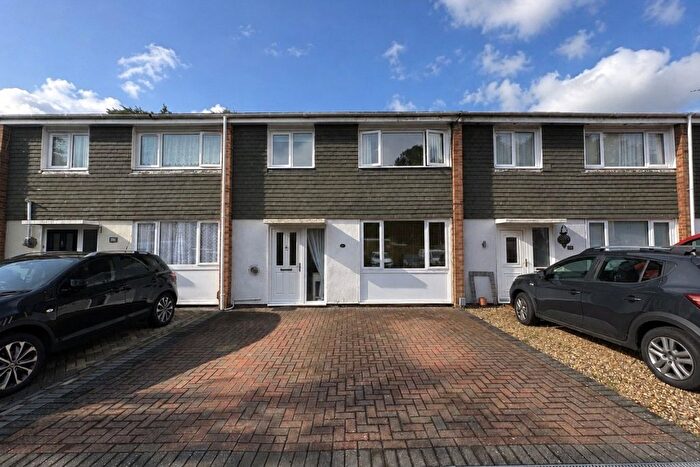 3 Bedroom Terraced House For Sale In Shepherds Walk, Farnborough, Hampshire, GU14