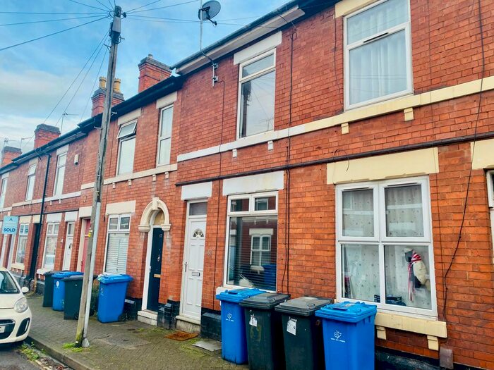 2 Bedroom Terraced House To Rent In King Alfred Street, Derby, DE22