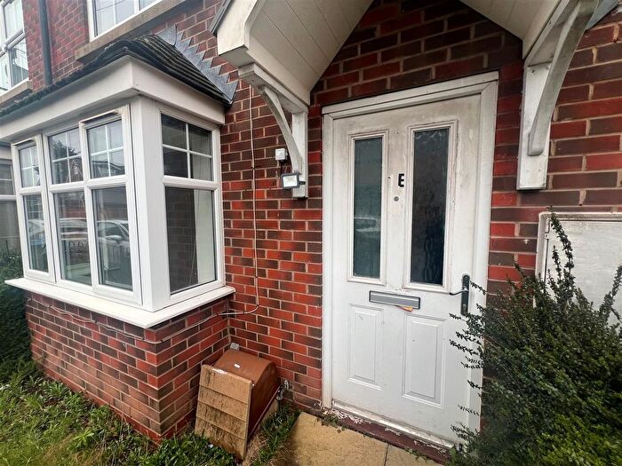 3 Bedroom Property To Rent In Duke Street, West Bromwich, B70