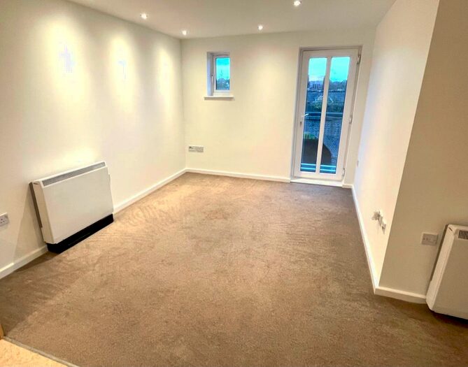 2 Bedroom Apartment To Rent In Saddlery Way, Chester, CH1