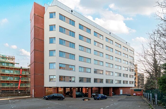 1 Bedroom Flat For Sale In Davigdor Road, Hove, East Sussex, BN3