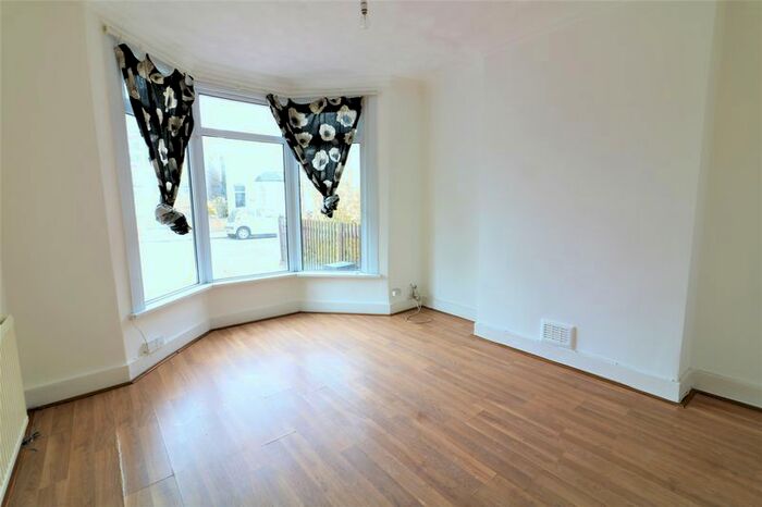 4 Bedroom Terraced House To Rent In Mandeville Road, Enfield, EN3