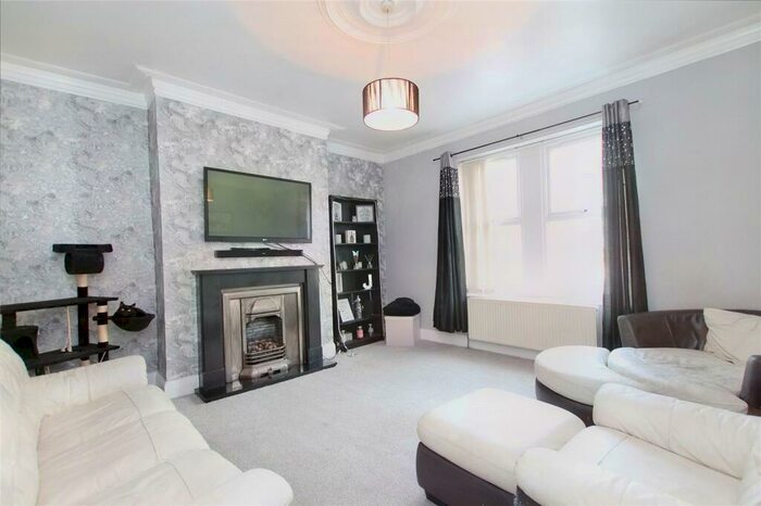 3 Bedroom Flat To Rent In Westbourne Avenue, Saltwell, Gateshead, NE8