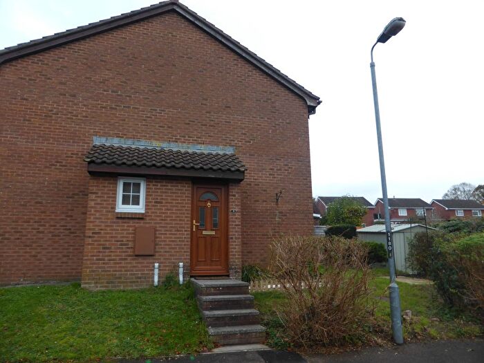 1 Bedroom Semi-Detached House To Rent In Chancery Close, Salisbury, SP2
