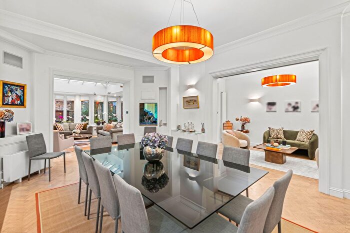 5 Bedroom Town House For Sale In Hamilton Terrace, London, NW8