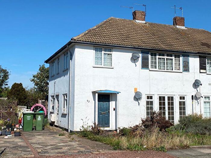 2 Bedroom Maisonette For Sale In Mera Drive, Bexleyheath, DA7