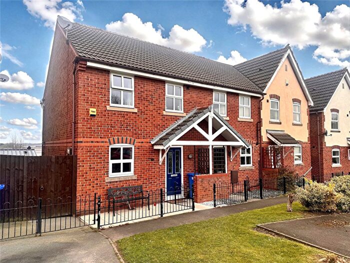 3 Bedroom End Of Terrace House For Sale In Old Quay Street, Runcorn, Cheshire, WA7